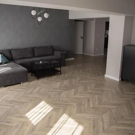 Sabrini B3 Old Town Τιμισοάρα